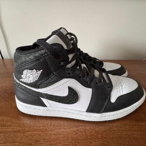 Nike Black and White High-Top Sneakers